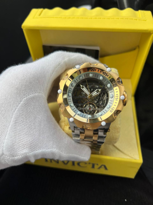 Invicta Reserve Venom
