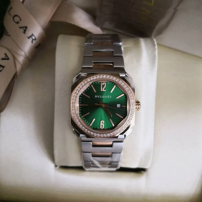 Relógio Bvlgari Octo Cravejado / verde