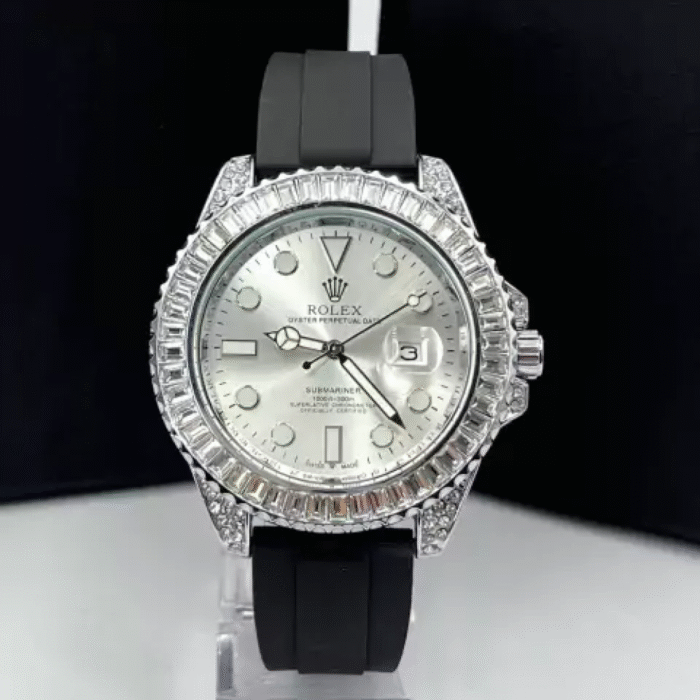 Submariner Cravejado com pedras de zircônia - prata e branco - Pulseira de borracha - À PROVA D'ÁGUA - cod65